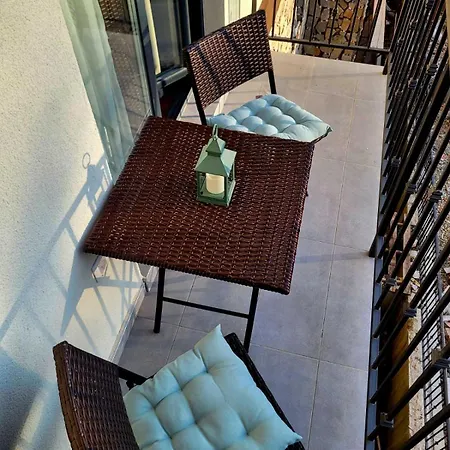 San Titova * Ζλάτιμπορ